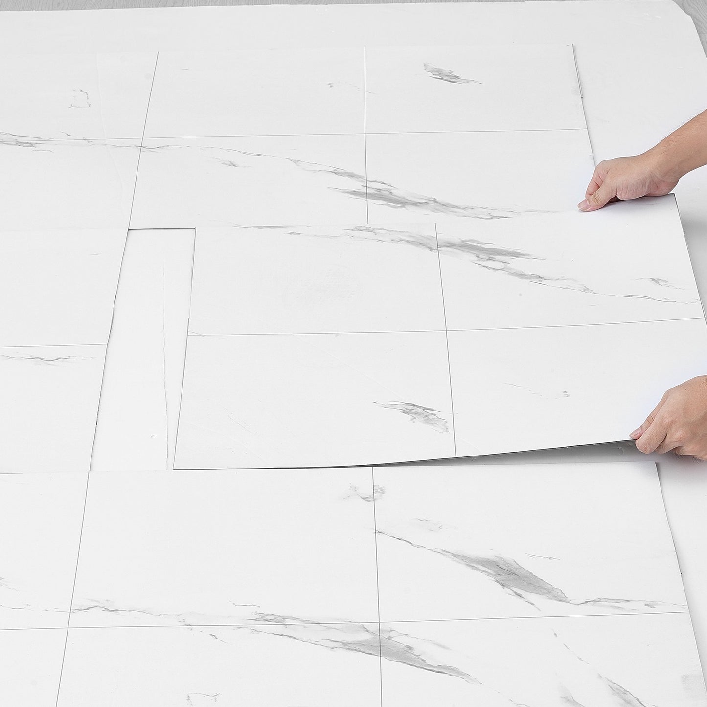Selbstklebende Vinyl-Bodenfliesen, 390 x 23,6 Zoll, 1,5 mm dick, zum Abziehen und Aufkleben, weiße Marmorstruktur, DIY-Bodenbelag für Küche, Esszimmer, Schlafzimmer und Badezimmer, einfach für die Inneneinrichtung
